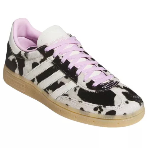 adidas Handball Spezial Cow Print Bliss Lilac dámske nízke streetové tenisky fialové — produktová fotografia na bielom pozadí, bočný pohľad