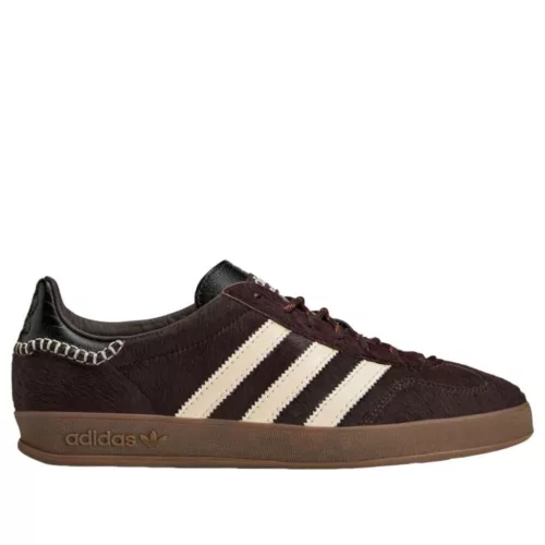 adidas Gazelle Indoor Wales Bonner Pony Hair nízke streetové tenisky — produktová fotografia na bielom pozadí, bočný pohľad
