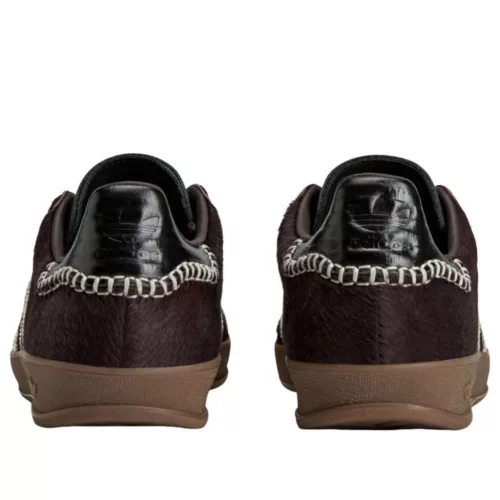adidas Gazelle Indoor Wales Bonner Pony Hair nízke streetové tenisky — produktová fotografia na bielom pozadí, bočný pohľad
