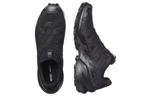 Salomon Speedcross 6 Black Phantom nízke trailové topánky čierne-lomené biele — produktová fotografia na bielom pozadí, bočný pohľad