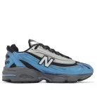 New Balance 1000 Metallic Blue nízke streetové tenisky tmavomodré-modré — produktová fotografia na bielom pozadí, bočný pohľad