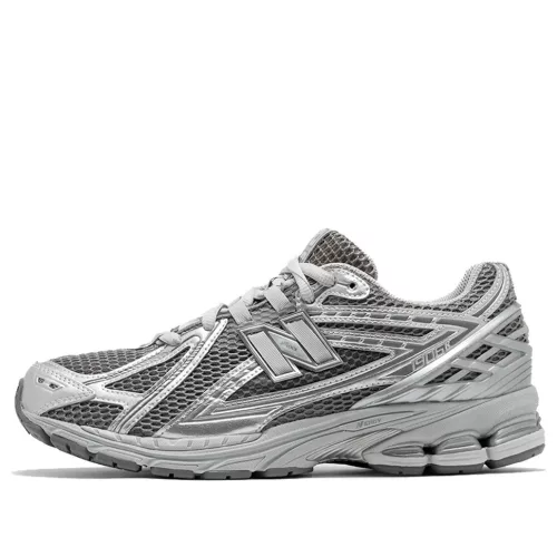 New Balance 1906R Harbor Grey nízke streetové tenisky sivé — produktová fotografia na bielom pozadí, bočný pohľad