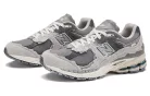 New Balance 2002R Protection Pack Rain Cloud nízke streetové tenisky — produktová fotografia na bielom pozadí, bočný pohľad