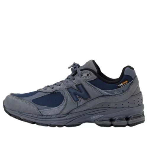 New Balance 2002R Cordura Dark Arctic Gray nízke streetové tenisky sivé — produktová fotografia na bielom pozadí, bočný pohľad