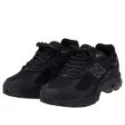 New Balance 2002R Cordura Phantom Black nízke streetové tenisky lomené biele-čierne — produktová fotografia na bielom pozadí, bočný pohľad