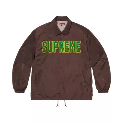 Supreme Spellout Coaches Jacket 'Brown' bunda hnedá — produktová fotografia na bielom pozadí, bočný pohľad