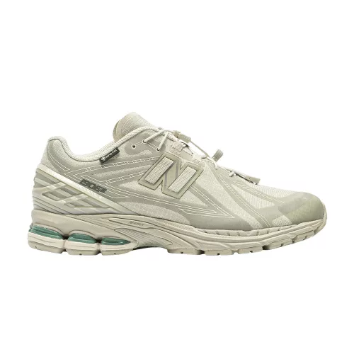 New Balance 1906R Gore-Tex Shipyard Oregano nízke streetové tenisky — produktová fotografia na bielom pozadí, bočný pohľad