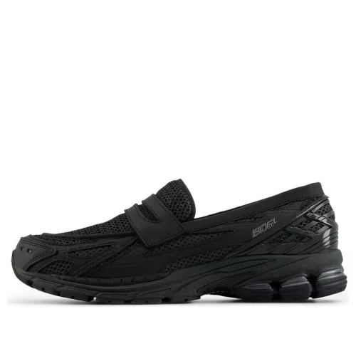 New Balance 1906L Blacktop Phantom nízke streetové tenisky lomené biele — produktová fotografia na bielom pozadí, bočný pohľad