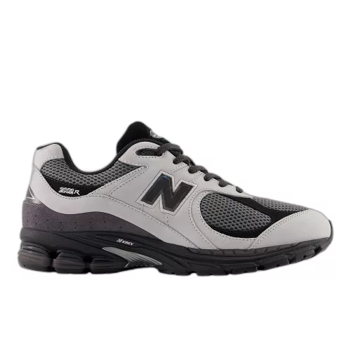 New Balance 2002R Grey Matter Castlerock nízke streetové tenisky sivé — produktová fotografia na bielom pozadí, bočný pohľad