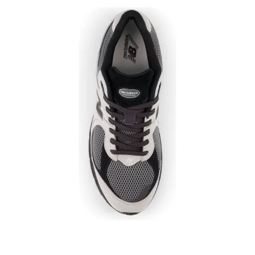 New Balance 2002R Grey Matter Castlerock nízke streetové tenisky sivé — produktová fotografia na bielom pozadí, bočný pohľad