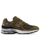 New Balance 2002R Woodland Black nízke streetové tenisky čierne — produktová fotografia na bielom pozadí, bočný pohľad