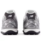 New Balance 204L Dark Silver Metallic nízke streetové tenisky strieborné-sivé — produktová fotografia na bielom pozadí, bočný pohľad