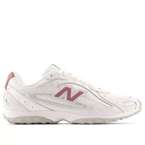 New Balance 204L Maroon Sea Salt nízke streetové tenisky bordové-lomené biele — produktová fotografia na bielom pozadí, bočný pohľad