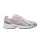 New Balance 740 Rosewood nízke streetové tenisky — produktová fotografia na bielom pozadí, bočný pohľad