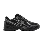 New Balance 740v2 Black Grey Silver nízke streetové tenisky čierne-strieborné — produktová fotografia na bielom pozadí, bočný pohľad