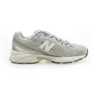 New Balance 740 Slate Grey nízke streetové tenisky sivé — produktová fotografia na bielom pozadí, bočný pohľad