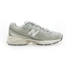 New Balance 740 Slate Grey nízke streetové tenisky sivé — produktová fotografia na bielom pozadí, bočný pohľad