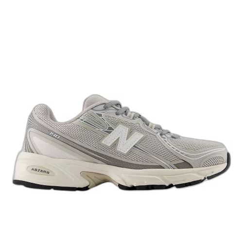 New Balance 740 Slate Grey nízke streetové tenisky sivé — produktová fotografia na bielom pozadí, bočný pohľad