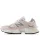 New Balance 9060 Rose Sugar Angora nízke streetové tenisky — produktová fotografia na bielom pozadí, bočný pohľad