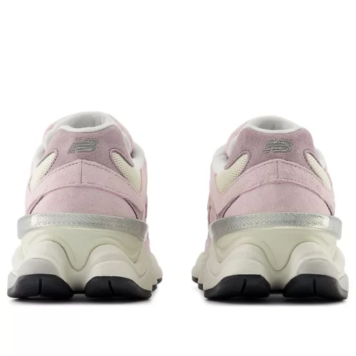 New Balance 9060 Rose Sugar Angora nízke streetové tenisky — produktová fotografia na bielom pozadí, bočný pohľad