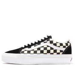 Vans Old Skool 36 LX Checkerboard White Black nízke streetové tenisky čierne-biele — produktová fotografia na bielom pozadí, bočný pohľad